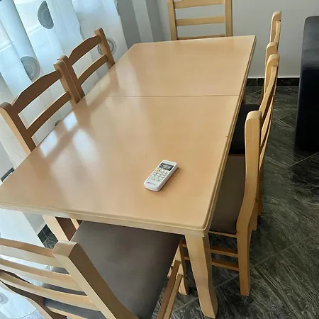 Shengjin Apartments Шенджин