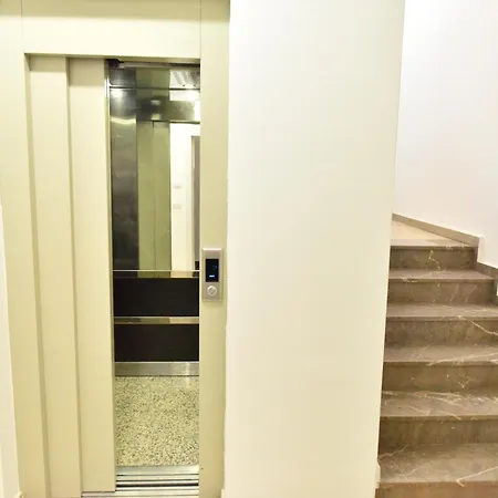 Апартаменты Shengjin Apartments *